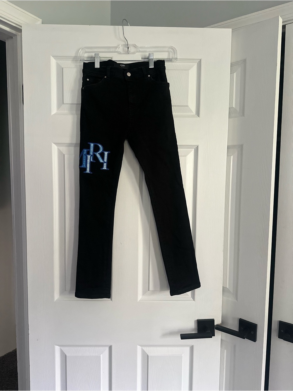 AMIRI Kid’s Staggered Logo Jean